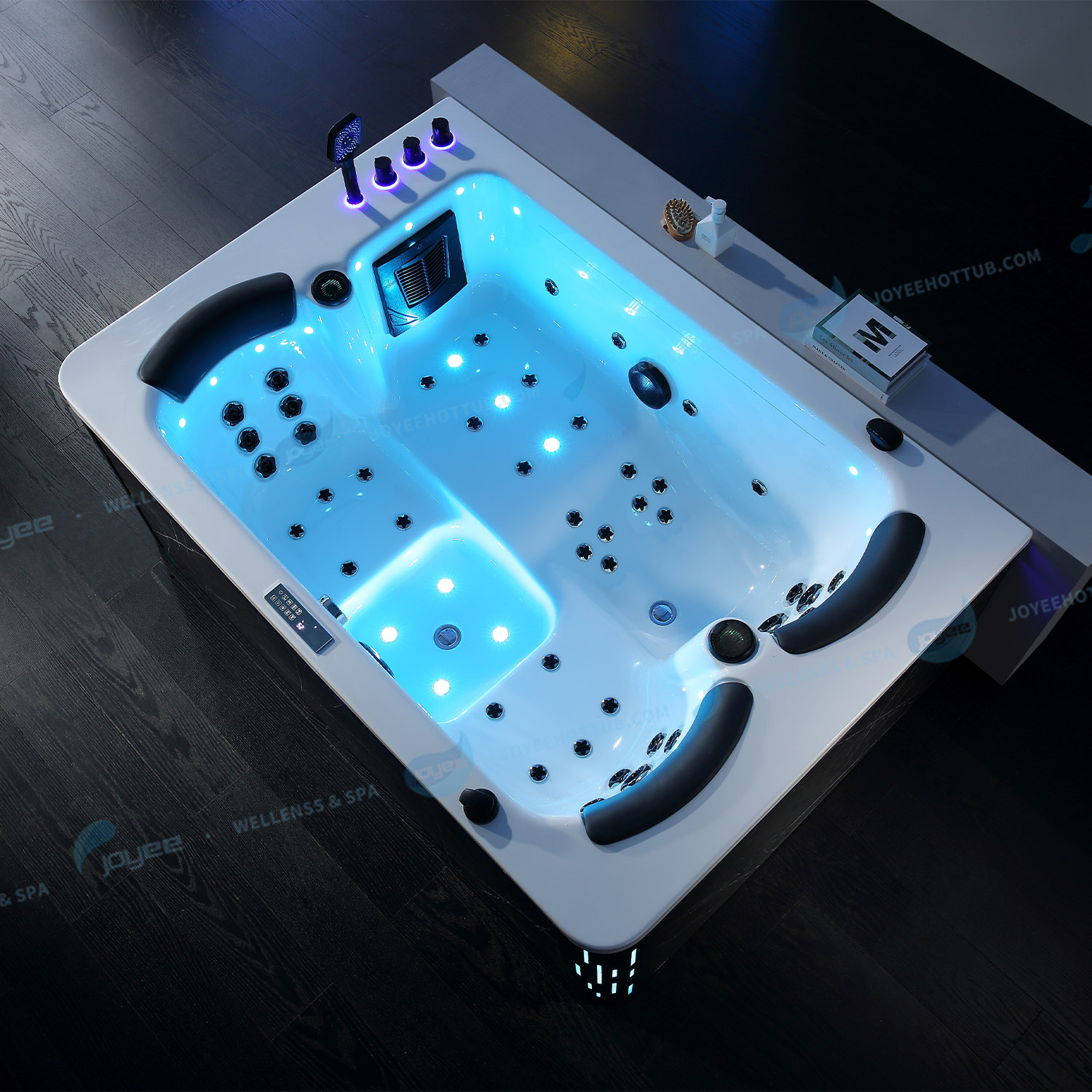 3 personer tillbaka massagestr&aring;lar